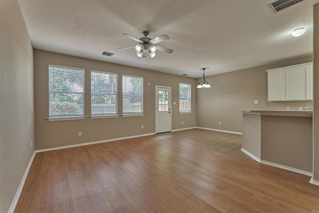 106 E Stedhill Loop - Photo 4