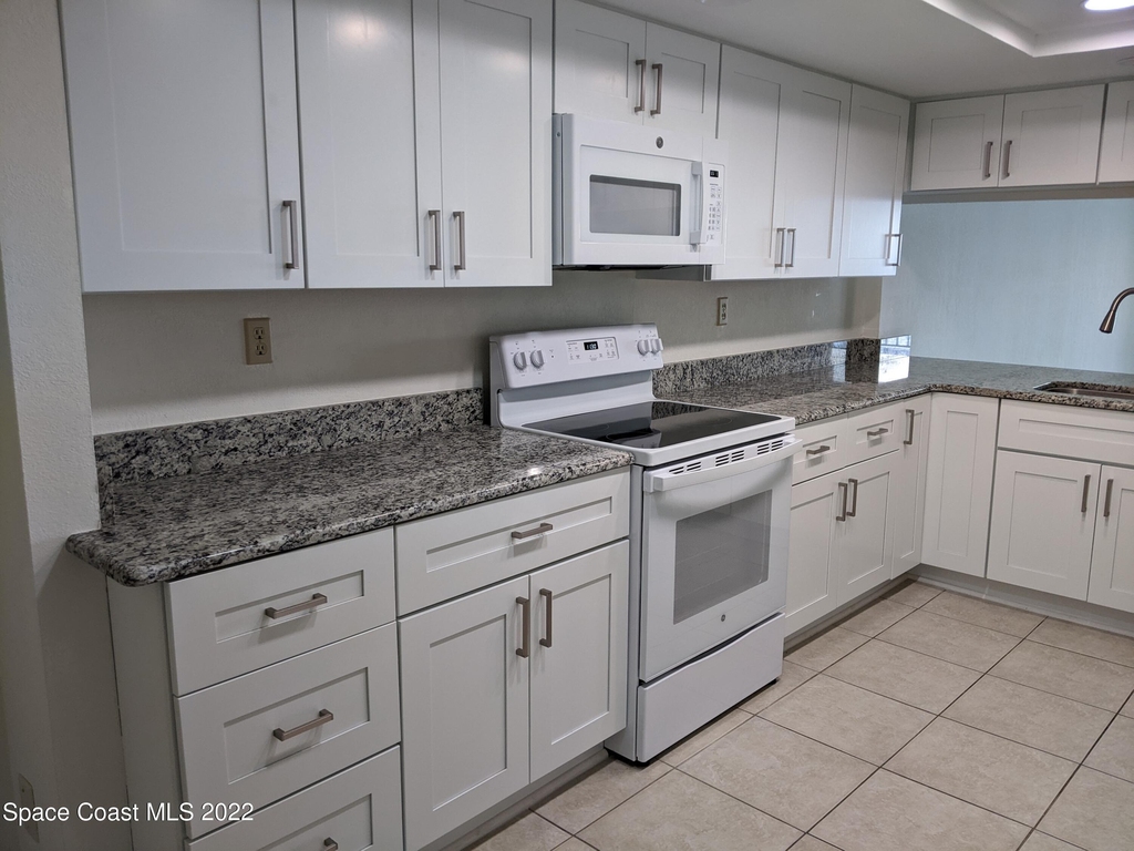 3220 River Villa Way - Photo 4