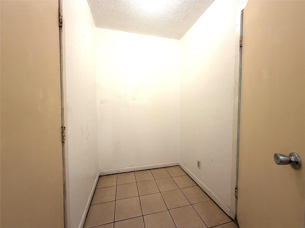 8842 Barton Street - Photo 13