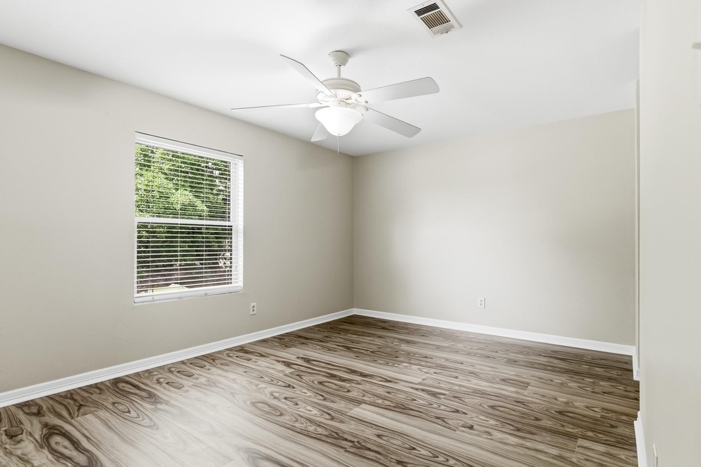 445 Longmeadow Street - Photo 30