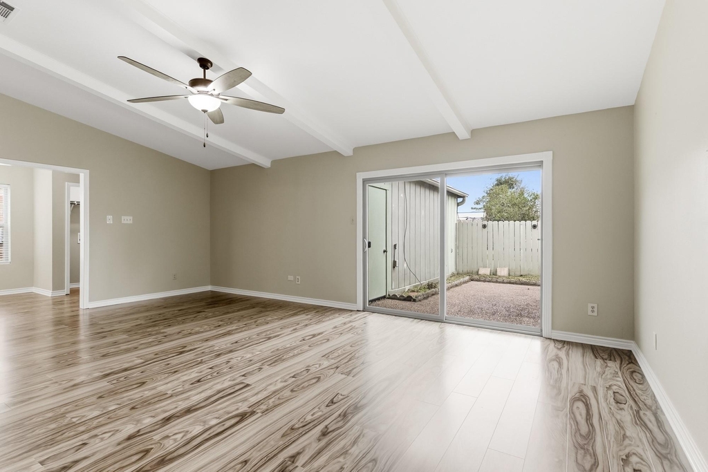 445 Longmeadow Street - Photo 21