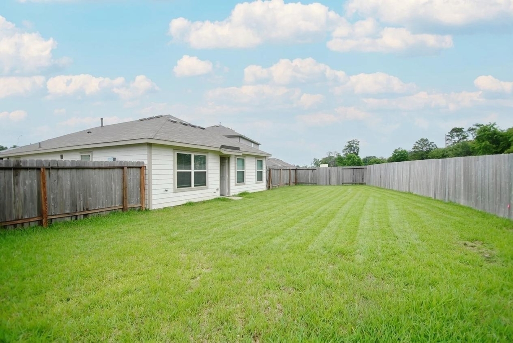 2006 Brixham Bluff Lane - Photo 22