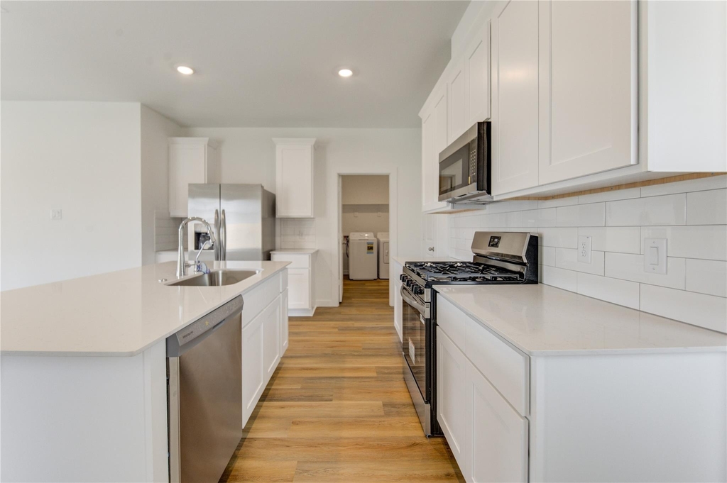 9043 Rose Water Trail - Photo 9