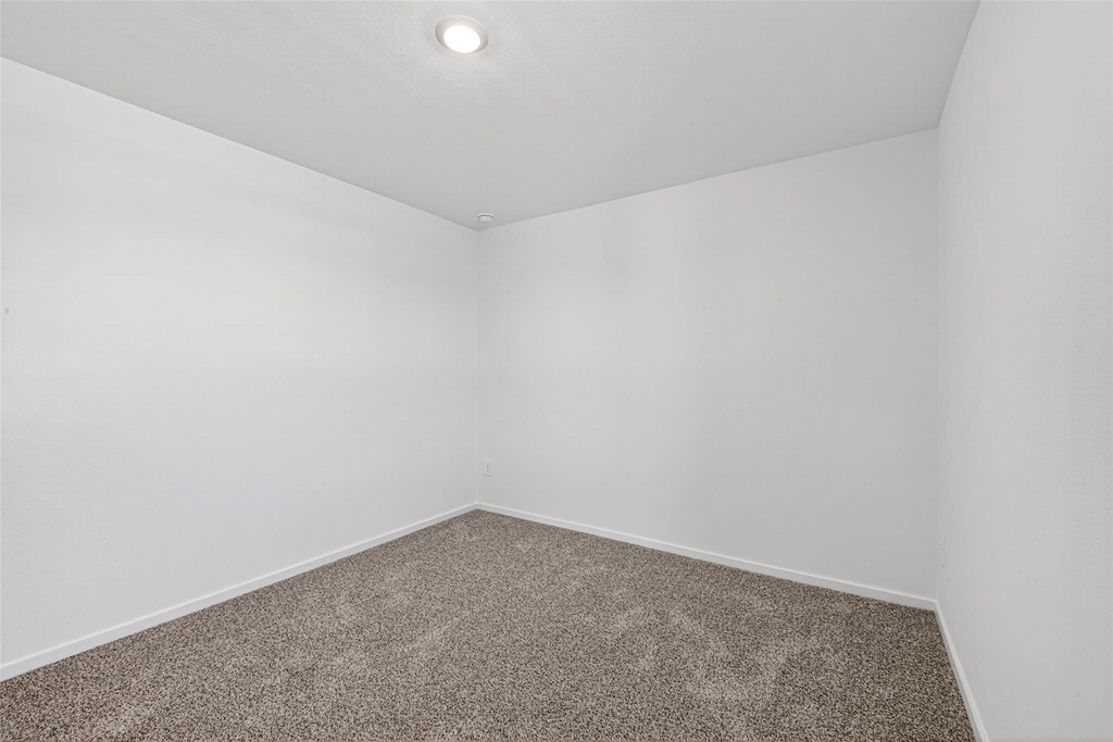 407 Robin Street - Photo 30
