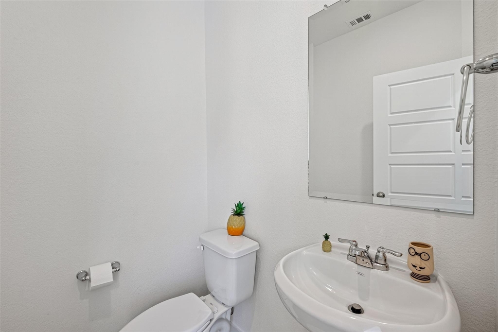 407 Robin Street - Photo 19