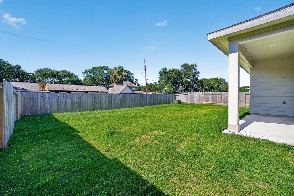 407 Robin Street - Photo 41