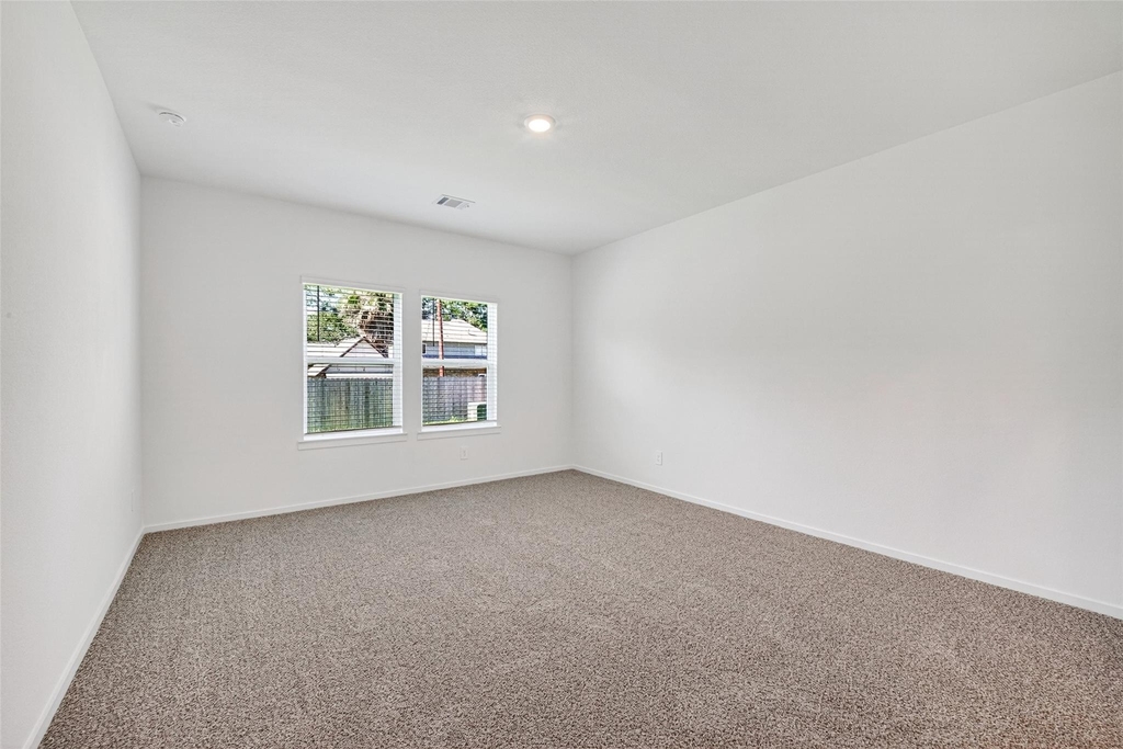 407 Robin Street - Photo 31