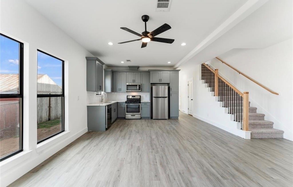 205 S Second Street - Photo 7