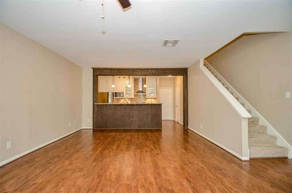 8075 El Mundo Street - Photo 4