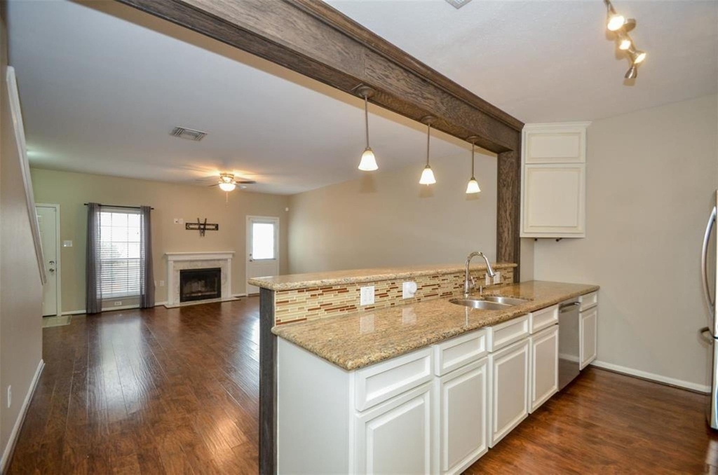 8075 El Mundo Street - Photo 9