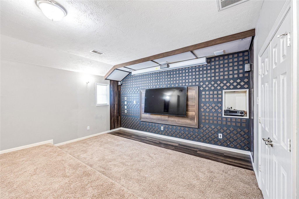 8127 Edenwood Drive - Photo 37