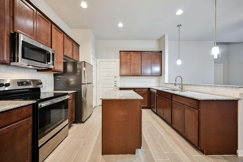 127 Wickersham - Photo 14