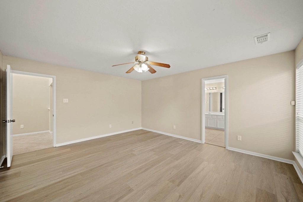 6355 Northland Drive - Photo 14