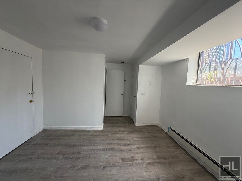 111 Street - Photo 6