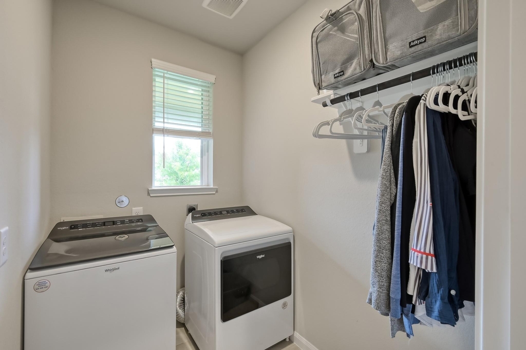 7099 Silverleaf Oak Street - Photo 19