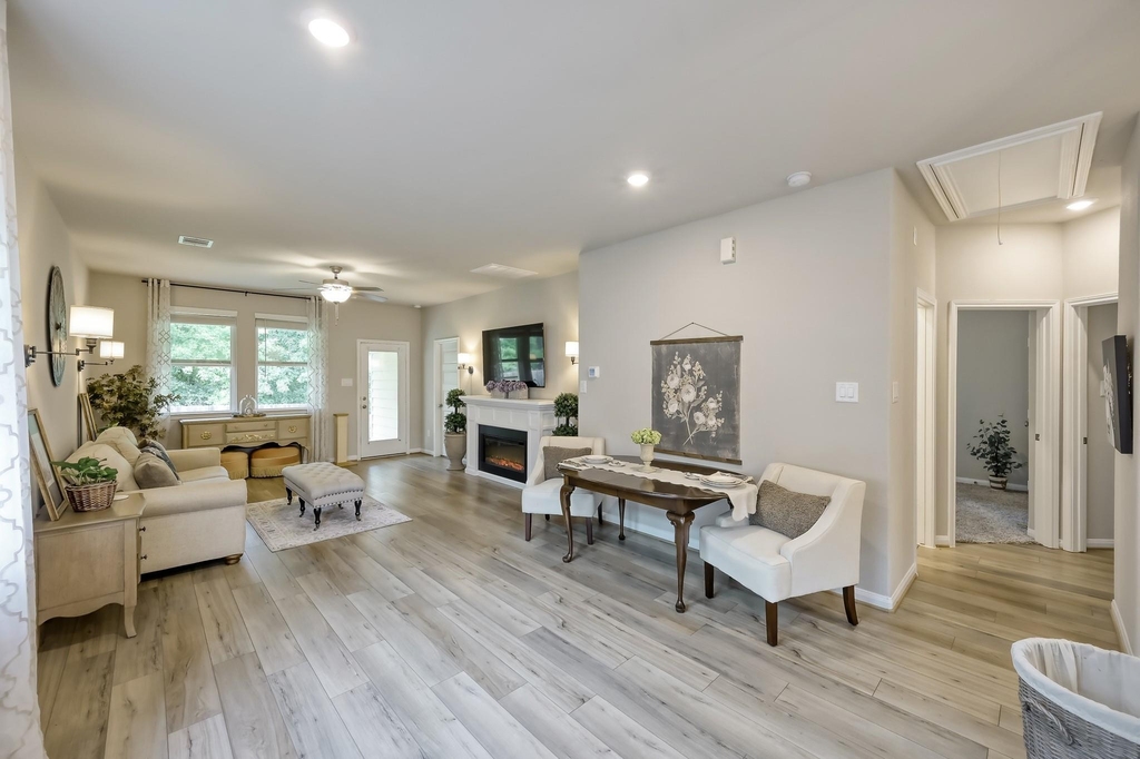 7099 Silverleaf Oak Street - Photo 6