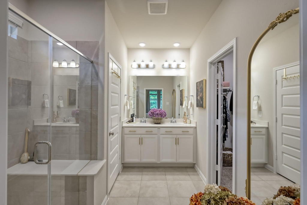 7099 Silverleaf Oak Street - Photo 13