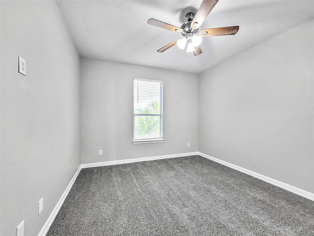 12506 Panther Place Drive - Photo 11
