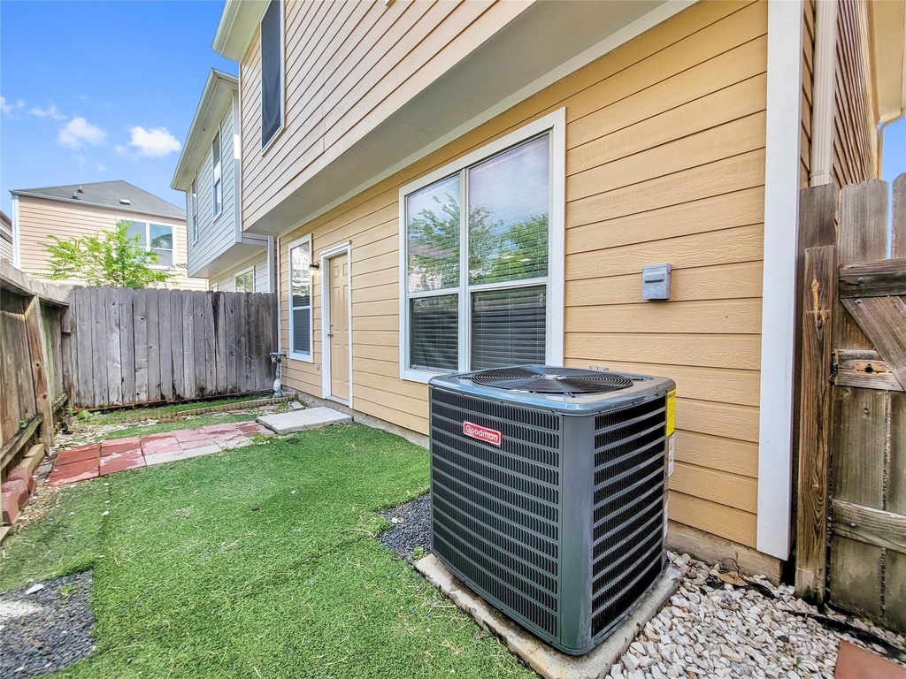 12506 Panther Place Drive - Photo 13