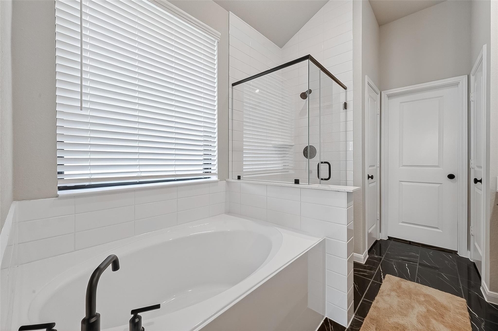 27306 Key Cove Court - Photo 35