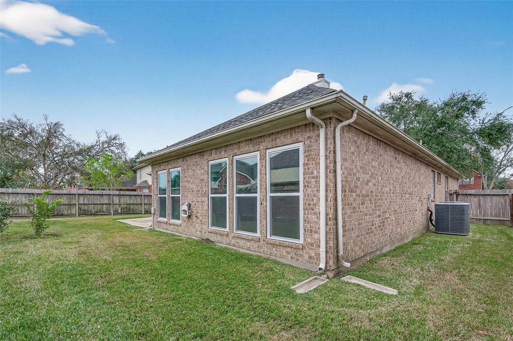 9014 Pheasant Trace Court - Photo 17