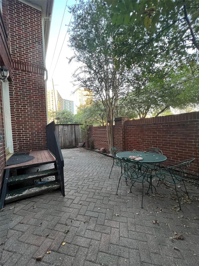 1929 Woodbury Street - Photo 17