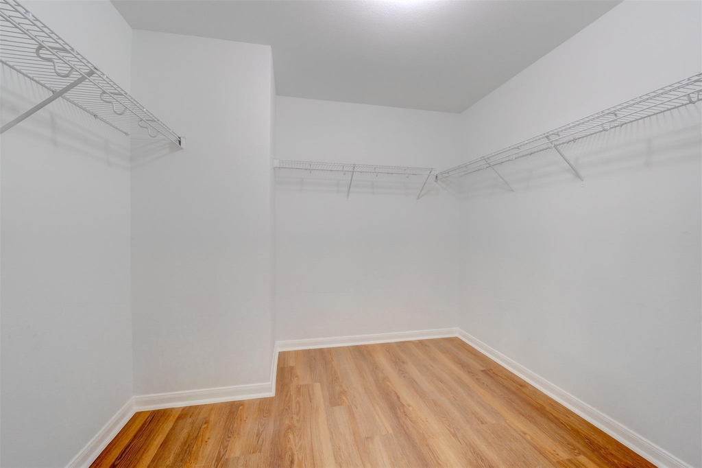 3211 Legends Hill Court - Photo 12