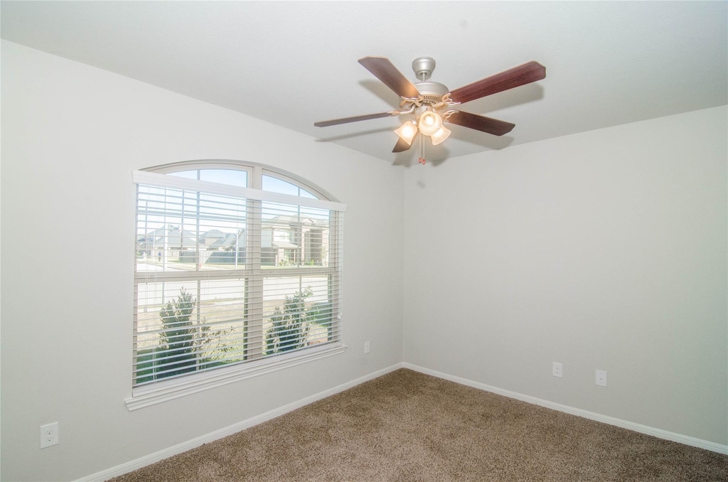 29219 Dunns Creek Court - Photo 6