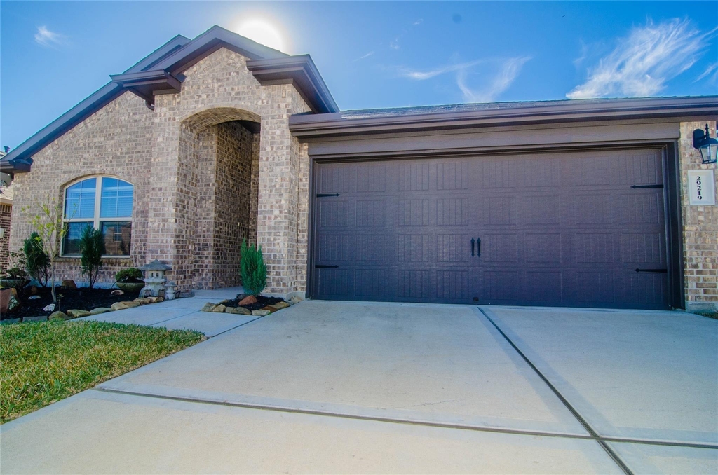 29219 Dunns Creek Court - Photo 0