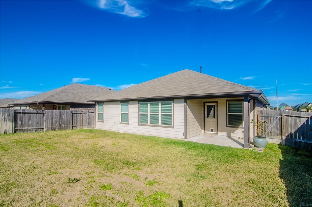 29219 Dunns Creek Court - Photo 16
