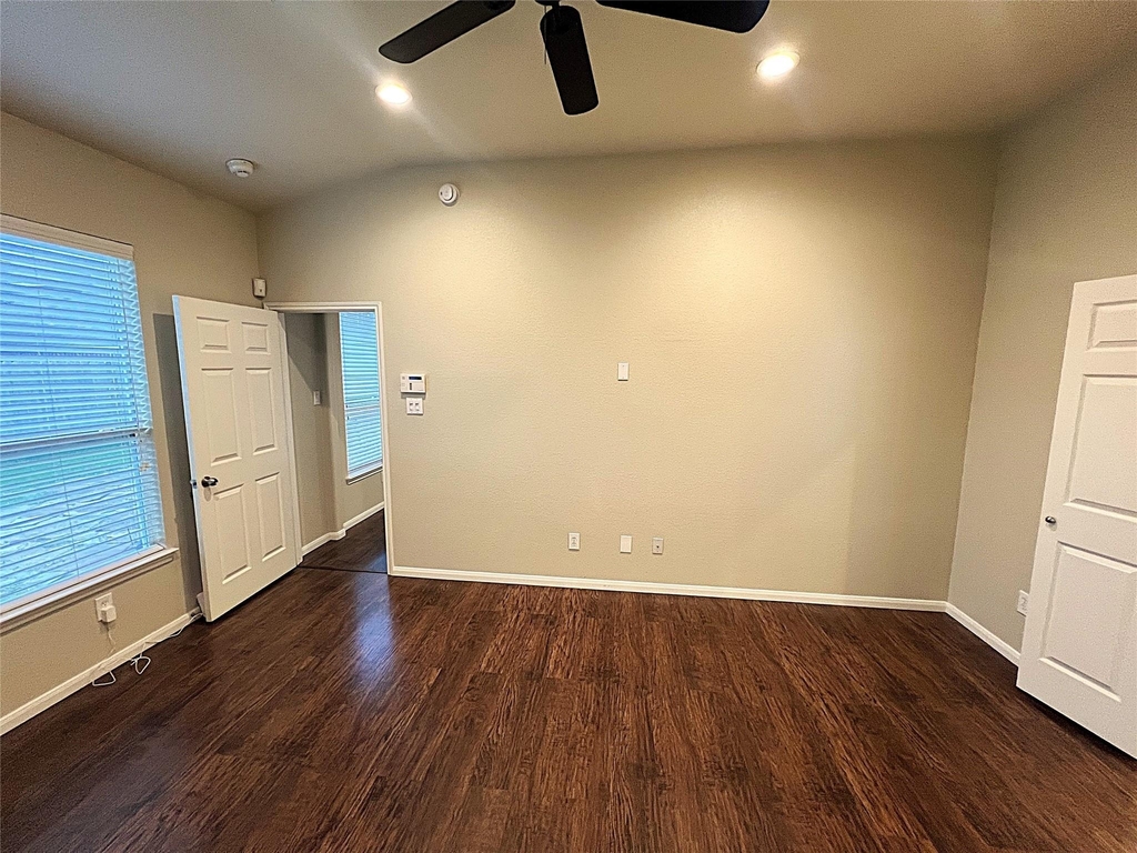 7031 Windy Run Court - Photo 13
