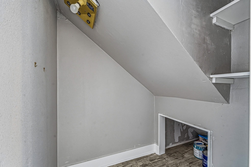 830 Threadneedle Street - Photo 16