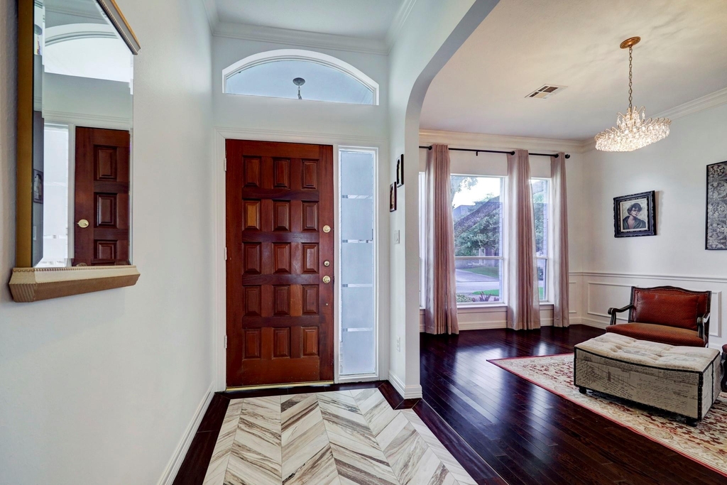 4402 Holt Street - Photo 3
