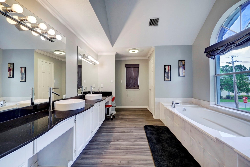 4402 Holt Street - Photo 22