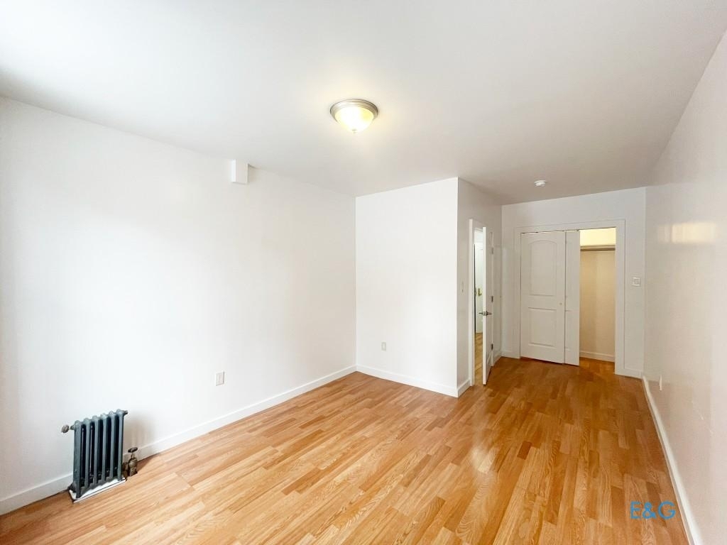 1 Bennett Avenue - Photo 5
