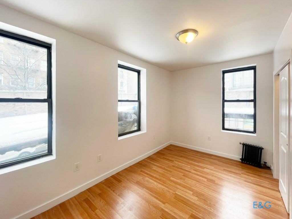 1 Bennett Avenue - Photo 8