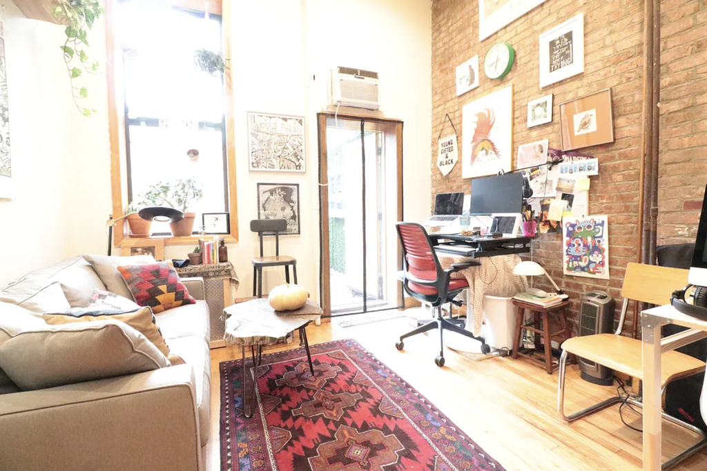 215 Franklin Street - Photo 5