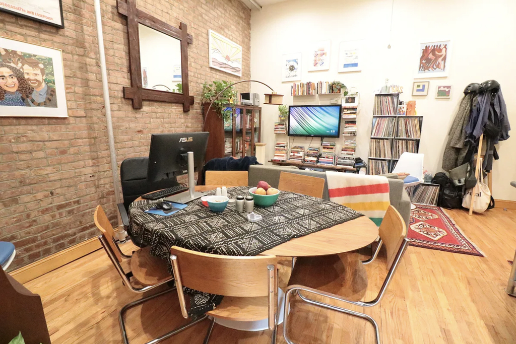 215 Franklin Street - Photo 2