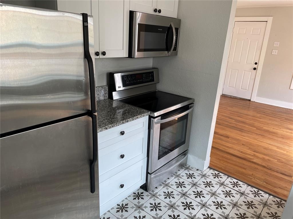 1517 E Ellicott Street - Photo 8