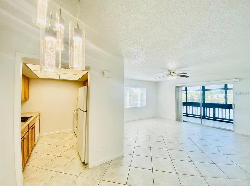 633 N Keene Road - Photo 3