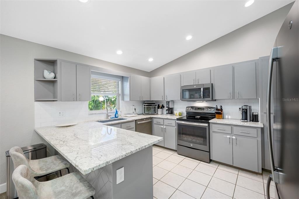 1632 Windsor Place - Photo 9