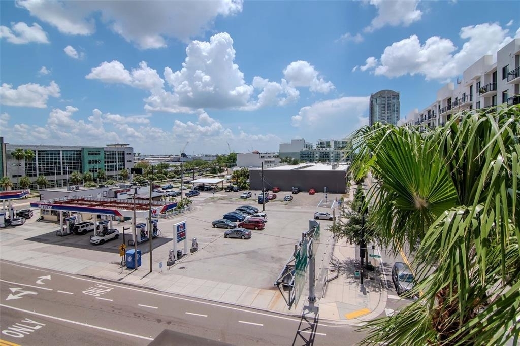 1208 E Kennedy Boulevard - Photo 29