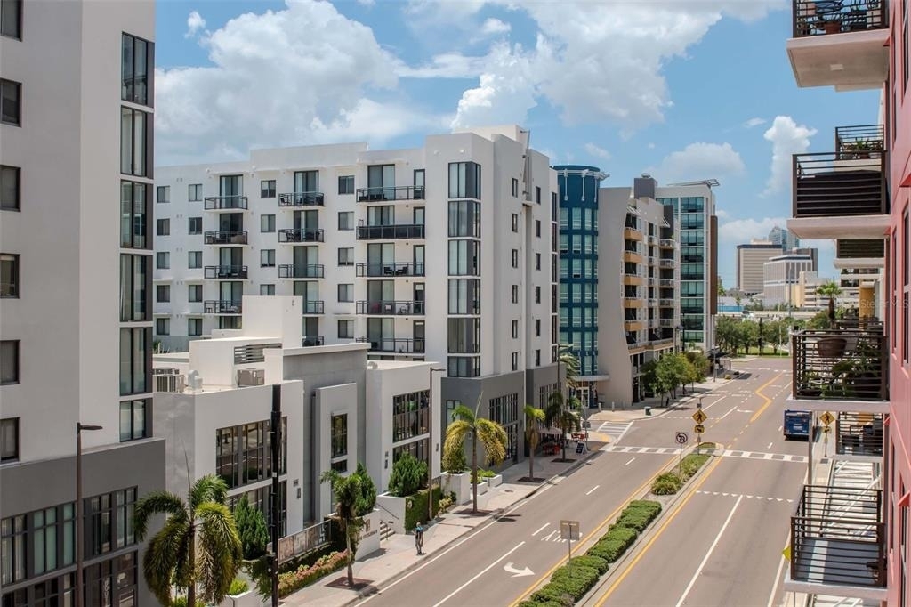 1208 E Kennedy Boulevard - Photo 19
