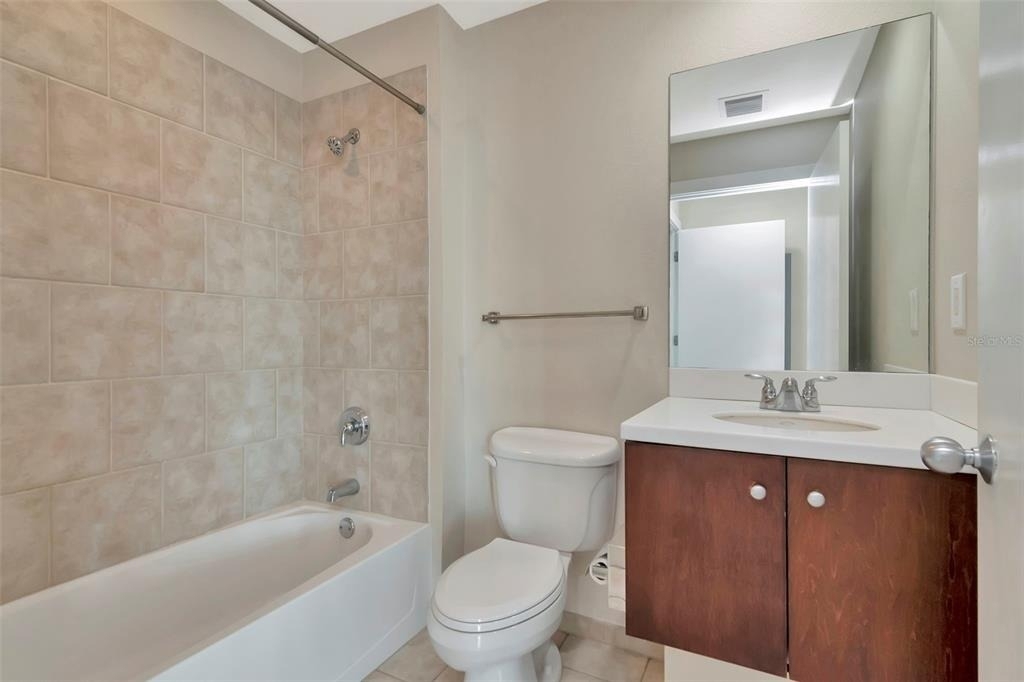 1208 E Kennedy Boulevard - Photo 51