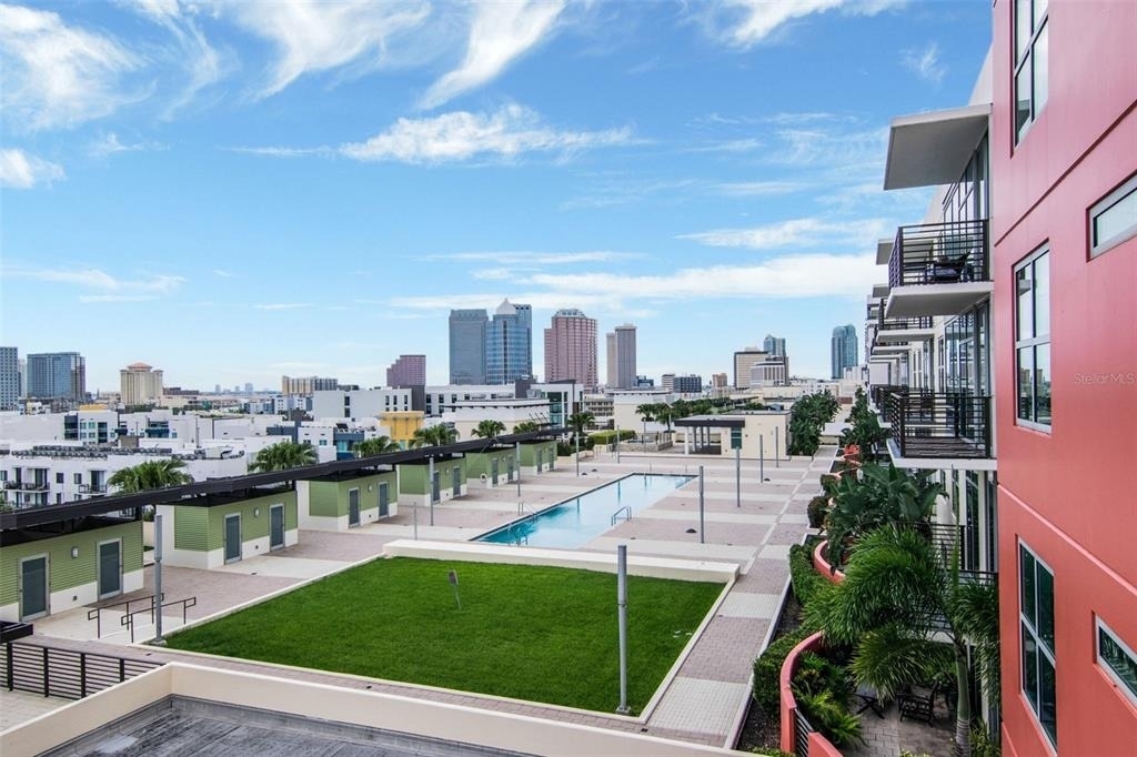 1208 E Kennedy Boulevard - Photo 59