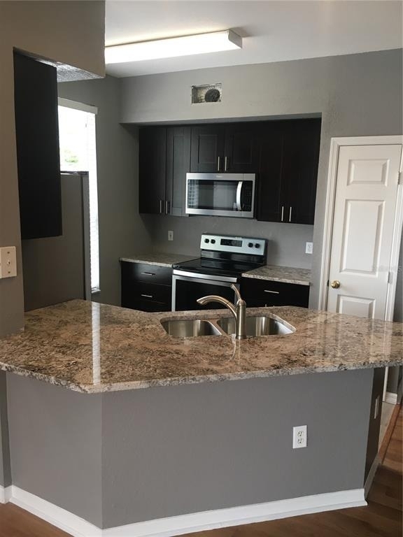 9744 Lake Chase Island Way - Photo 3