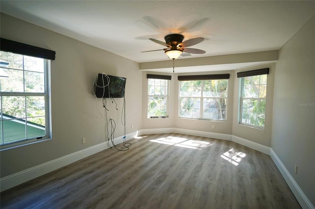 317 W Hanlon Street - Photo 17