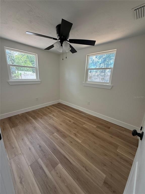4930 72nd Street N - Photo 2
