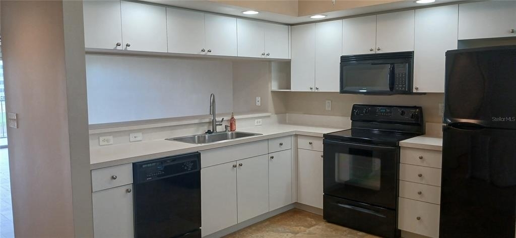1200 Country Club Drive - Photo 4
