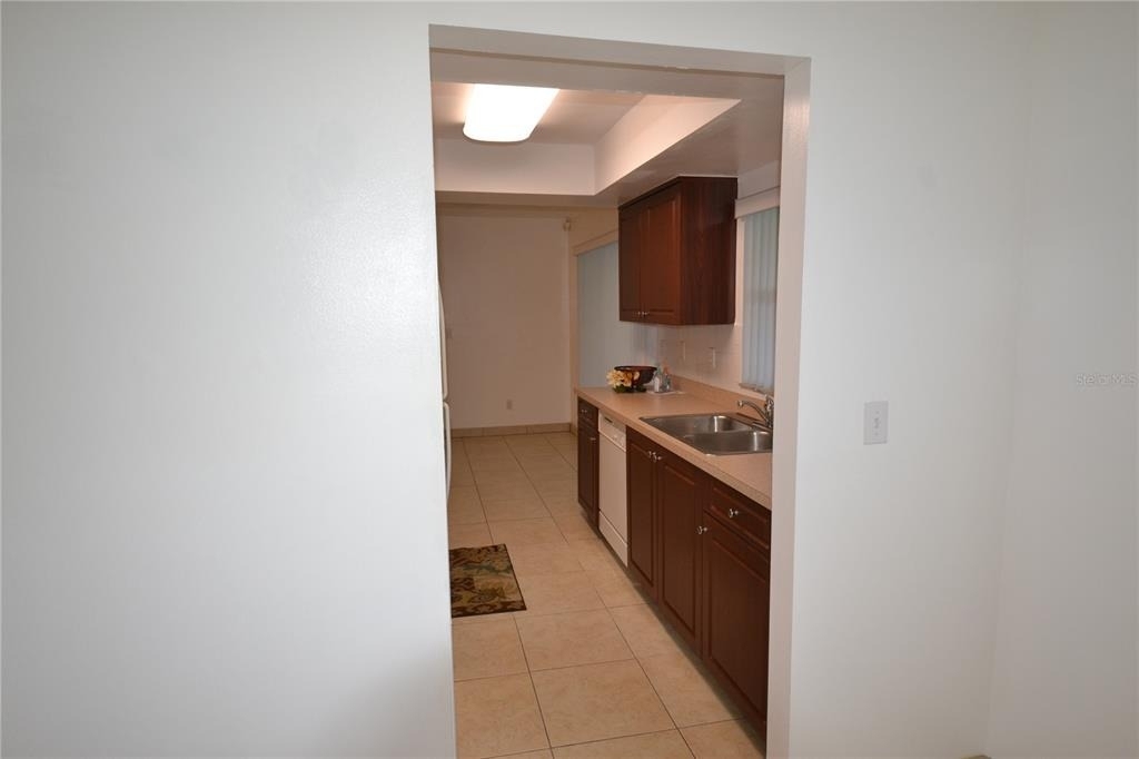2357 White Oak Circle - Photo 1